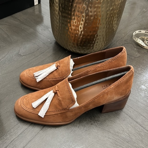 NATURALIZER Trixie Loafers - Picture 7 of 13